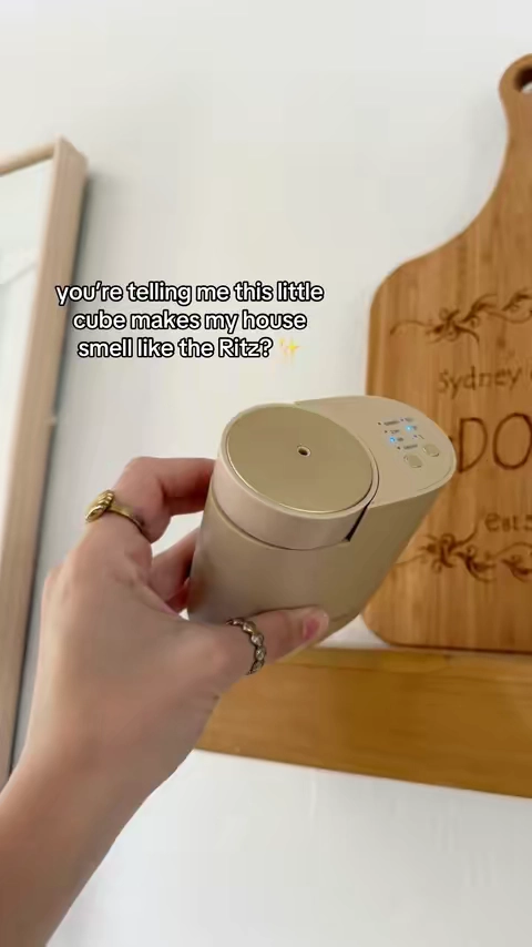 Now my house can smell ✨expensive✨ #aroma360 #diffuser #homescents #luxuryhomescents 