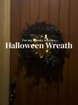 If spooky season had a front door 🖤🕯️✨ #HalloweenWreath #SpookySeasonDecor #HalloweenDecor #blackdecor 