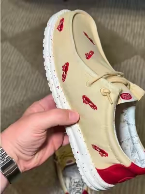 #heydude #heydudeshoes #crawfish 