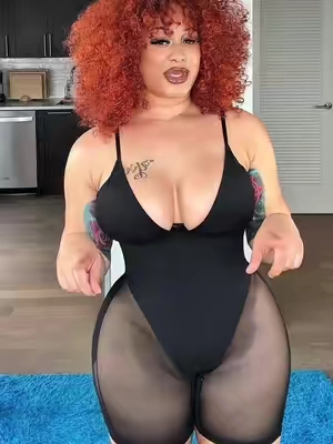 Get that viral snatched look easily!  Seamless & ultra-smooth shapewear.  Strategic butt-lifting design to enhance your curves.  Works under jeans, skirts and jumpsuits.#shapellx #ShapellxNewArrivals2026 #shapellxshapewear #TikTokshopbacktoschool 
