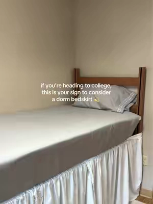 what’s not to love about extra coverage for your storage?? 🛌🧺 #fyp #college #dorm #bedskirt #bedroom 