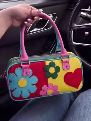 The product is in the cart, my dear friends. #bags #handbags #womenbag #bag #womenbags 