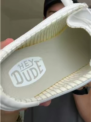 #heydudeslippers #slippers #sliponshoes #heydudeshoes #tiktokshopcreatorpicks 