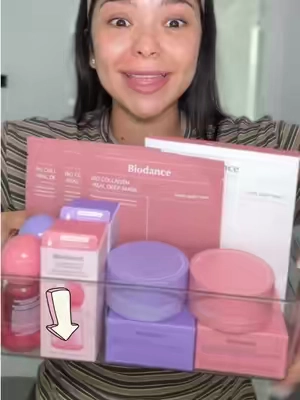 Además de todos estos productos te darán un regalo🩷⬆️💜. Vean todo este skincare por ese precio ⬆️⬆️.  . . . . . . #biodance #biodance_collagen_mask #mabellrodrigueztiktokshop #biodancejellyserummist #nr 