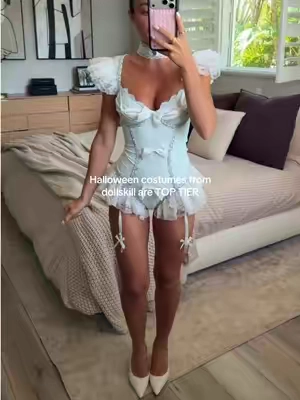 Obsessed!!!! For the petite girlies, the sizing is SO good 