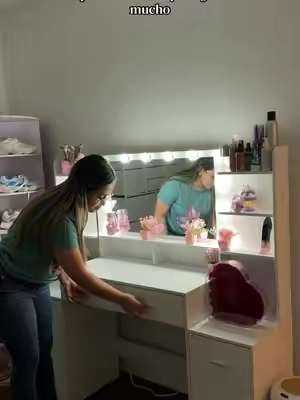 Vanity para las girls #vanitymirror #vanitymakeup 