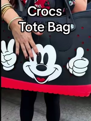 It’s back! #crocs #crocstotebag #crocsbag 