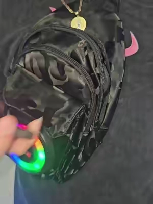 7674113021848898829