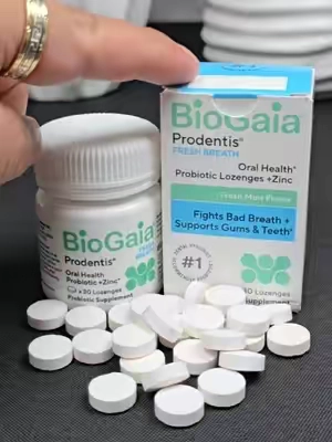 BioGaia Prodentis, Probióticos orales, Promueve encías y dientes sanos, defiende contra el mal aliento y los problemas dentales, mejora la salud bucal, con sabor a menta, 30 pastillas de probióticos dentales. #saludbucal #biogaiaprodentis #malaliento  #tiktokshopblackfriday#TikTokshopbacktoschool 