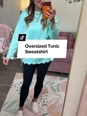 Loving the scallop details on this oversized top from @Fisoew Fashion and it’s buttery soft!! Perfect transition top to just throw on and go!