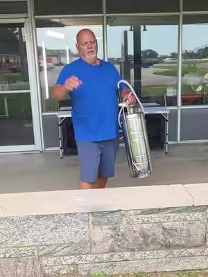Stainless steel sprayer #sprayer #yardwork #landscaping #weedcontrol #gardening 