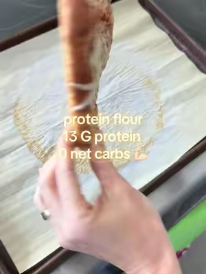 Best thing since sliced bread #protein #keto #proteinhack #proteinpizza #ketohack 