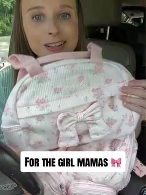 Girl moms…does it get any cuter than a corduroy backpack for back to school!? 💖🎀 #girlmom #girlmama #backpack #backtoschool @Fimibuke official 