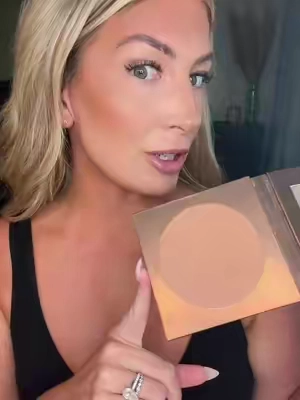 The OG park avenue princess from @tarte cosmetics #tarte #tartecosmetics #bronzer #bronzing 