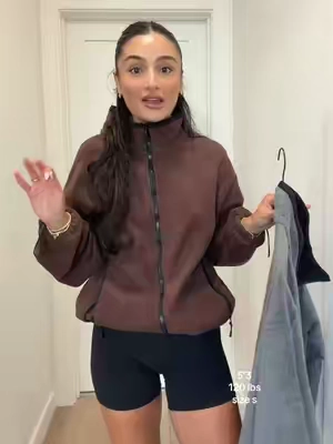 the best fleece jacket find!!! obsessed 😭 @YeeZaa #fleecejacket #fleece #falljackets #TikTokshopbacktoschool #tiktokshopcreatorpicks 