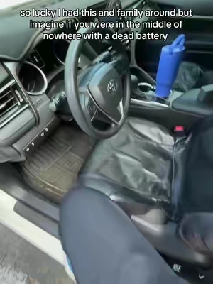 Soooooo lucky I had this car jumper, I had a super dead battery, I went straight to autozone after lol #TikTokshopbacktoschool #carjumper #carjump #carjumpstarter 