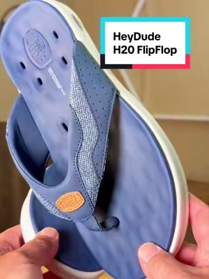 #heydudeflipflops #heydudeh20 #flipflops #sandles #watershoe @HeyDude 
