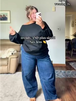 looooving this for fall 👏🖤 #plussizefashion #oversizedsweatshirt #fashionnova #plussizetops #tiktokbacktoschool