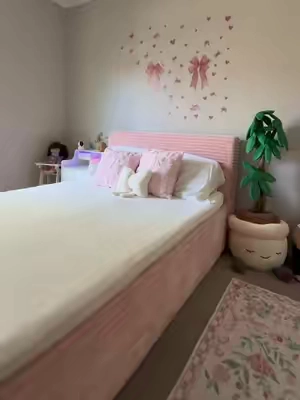 No frame, no box spring, no tools… I’m sold 😂🙌 #BedroomFinds #BedTok #HomeFinds #BedroomMakeover#TikTokshopbacktoschool 