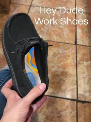 @HeyDude #spotlightfinds #heydude #heydudeshoes #heydudeworkshoes #nonslipshoes 