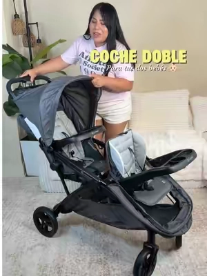 Este coche doble está perfecto para una mami de dos bebés. #babystroller #doublestroller #babyessentials #babymusthaves #BackToSchool  @Baby Trend Inc 