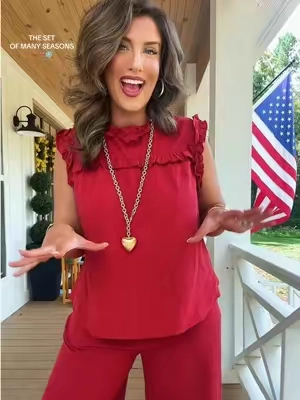 This one feels and looks expensive but is such a good affordable option for the fall transition coming up! ❤️‍🔥 #teacheroutfits #businesscasual #linenset #2pieceset 
