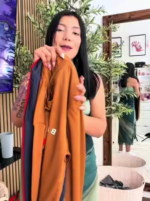 🔥👕 ¡5 camisas por un solo precio! 😱 Un paquete súper práctico para renovar tus outfits sin gastar de más. 🙌 Vienen 5 camisas de manga larga en diferentes colores, fáciles de combinar y perfectas para el día a día, salir o armar un look casual. 👌✨ #RopaDeHombre #ModaHombre #TikTokShop #MensFashion #TikTokShopFinds@FOR YOUMEN 