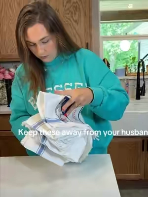 Swapping to 100% cotton dish towels is one of those simple changes that just makes your kitchen feel better. Soft, absorbent, and made for everyday use. 🤍 #CottonDishTowels #KitchenEssentials #KitchenMustHaves #HomeFavorites #KitchenUpgrade 