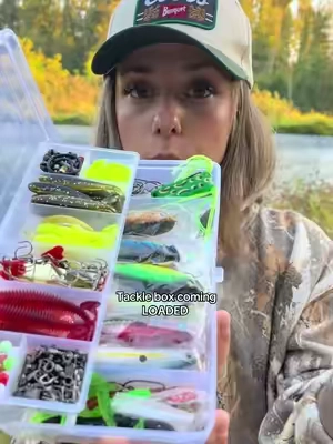 So much in this omg #lure #fish #fishing #tackle #tiktokmademebuyit 