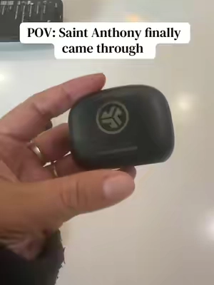 I can’t believe it #jlab #jlabheadphones #earphones 