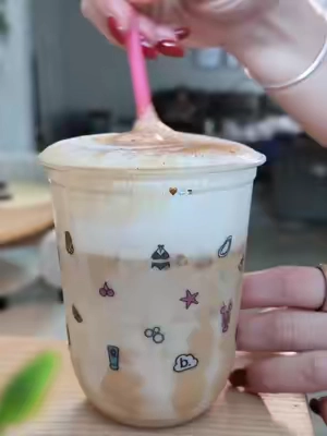 Ready! #TikTokshopbacktoschool #tiktokshopcreatorpicks #cutecups #icecoffee 