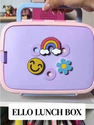 How fun is this lunchbox?? There's a thermos for hot food and an ice pack for cold food 🥪🍓🚌 #ello #ellolunchbox #kidslunchbox #TikTokshopbacktoschool @Ello Products 