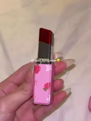 #lipsticklighter #discreet #lighter #girliethings #giftsforher