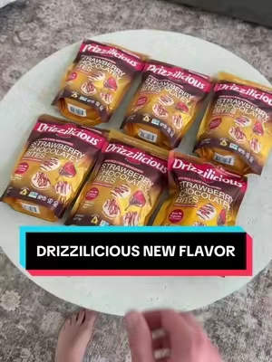 I can’t think of a better flavor than this 🤤🍫🍓 #drizzilicious #ricecakes #lowcalorie #snacks #sweettreat 