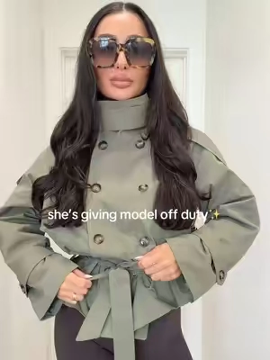 this trench omggg @YeeZaa #trenchcoat #croppedtrenchcoat #modeloffduty #tiktokshopcreatorpicks 