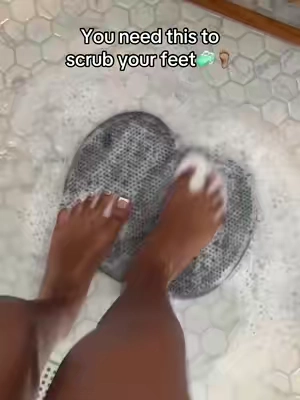 my feet feel so clean & it’s cheap🤭🧼🦶🏽 #footscrub #footcare #feet #tikokshop #pedicure 