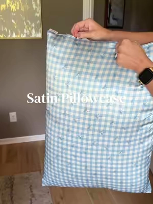 The only pillowcase I’ll use now 🩵 #pillowcase #satinpillowcases #satinpillowcase 