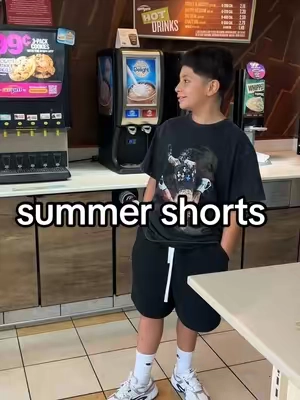 summer shorts #mensfashion #mensfashiontips #fyp #foryoupage 