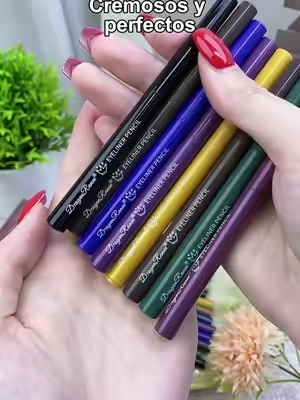 12 colores arcoíris, cremosos y eternos.#tiktokshop#fyp #beauty #TikTokshopbacktoschool #SohoChic 