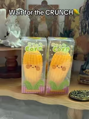 didn't expect a little corn squishy to be THIS satisfying That crunch gets me every time. If you love satisfying 🌽😂 squishies, ASMR sounds & fidget toys... this one is dangerously fun 👀💗#crunchysquishy #fidgettoys #squishyasmr #squishytoys #crunchyasmr