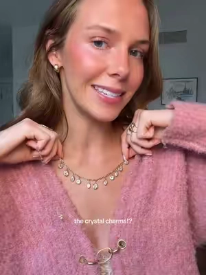 such a fun necklace!! loooove 