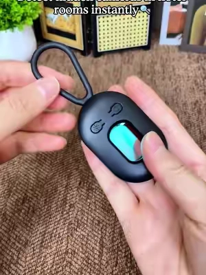 Hidden camera detector, protect your privacy in hotels & Airbnb🔍  #TravelSafety #HiddenCameraDetector #fyp #TikTokShop#fouyou 