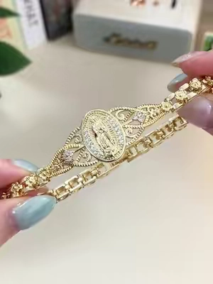 Pulsera de la Virgen de Guadalupe bañada en oro de 14 quilates ✨ elegante, delicada y perfecta para uso diario regalo❤️ #AccesoriosElegantes #VirgenDeGuadalupe #RegaloEspecial #pulsera #gold14k