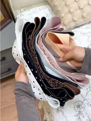 Once you try it, you'll understand why everyone is obsessed with it .#tiktokshopsummersale #bra #spotlightfinds #sohochic #popular 