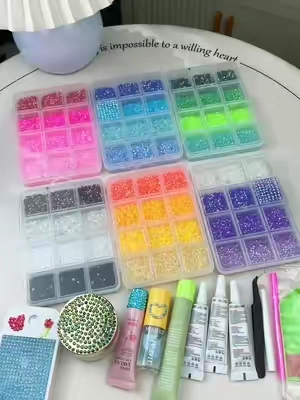 This is your sign to get a bedazzling kit for you and your daughters)!✨💖🌈🦋 #diyrhinestone #CraftTok #BlingBling #sohochic #TikTokshopbacktoschool 