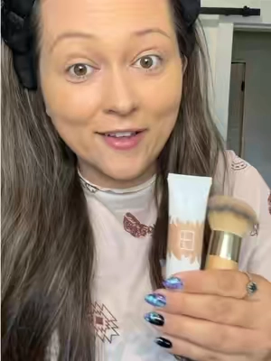 Replying to @Chicagoclaire  #tarte #bbcream #ad #tintedmoisturizer #foundation 