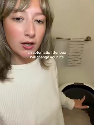 i just can’t get over how AMAZING this thing is #tofulitter #automaticlitterbox #catlover #litterboxhack #litterboxcleaning 