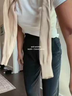 And the pants are soft. Like super featherlight soft. And they will survive whatever TSA throws at you 😂🫣