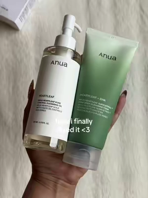 my acne SAVIOR IFYKYK 🙏🏻😭 @anua_us @Anua Store US  Anua heartleaf cleansing oil foaming cleanser acne duo tiktok shop #anua #acnecleanser #doublecleansing #TikTokshopbacktoschool #tiktokshopcreatorpicks  best acne cleanser gentle double cleansing sensitive skin breakout skin chin acne skincare for teens blackheads pore care tiktok shop