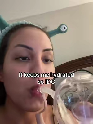 Only thing that actually makes me drink water!! There’s no age limit on nonsense and hydration 🤷🏻‍♀️ @C@COMO BEBE